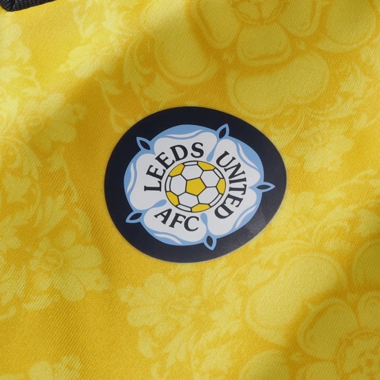 Kid's Leeds United 2026/27 Away Kit Kid's Leeds United 2026/27 Away Kit
