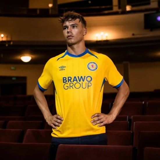 Men's Eintracht Braunschweig 2025/26 Home Shirt Men's Eintracht Braunschweig 2025/26 Home Shirt